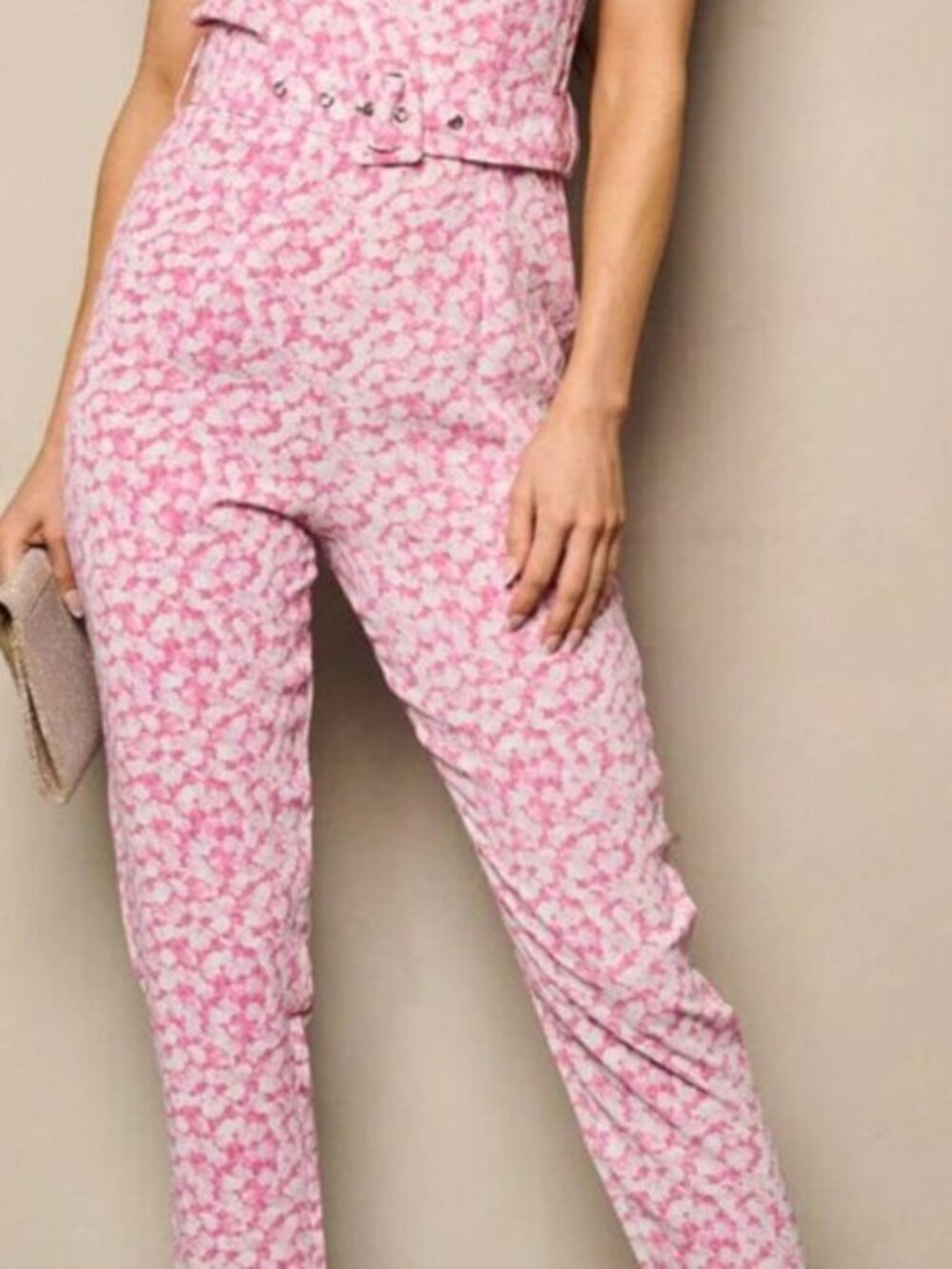 Feel in Women's Short Sleeve Floral Print Belted Jumpsuit - Picture 3 of 12